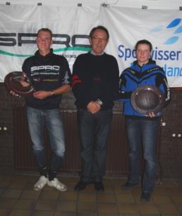 Ilonka Rijnberg en Marijn Gabri&#235;lse winnaars Topcompetitie Kustvissen 2009