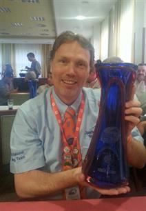 Prijs tijdens WK Vliegvissen 2014 voor Peter Elberse