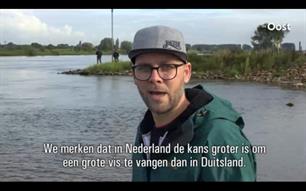 Ruim honderd Duitse vissers hengelen weekendje in IJssel: 'We willen vis terug kunnen zetten' (video) 