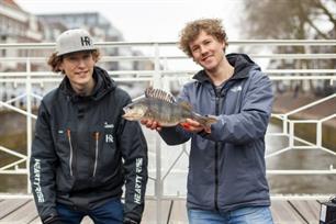 Streetfishing in Utrecht en karpervissen in aflevering 2 VIS TV XL (video)