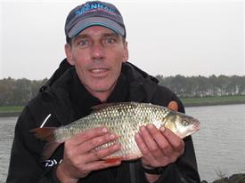 Ton van Esch-2 (Small)