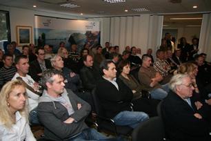 Visma persconferentie bij Sportvisserij Nederland