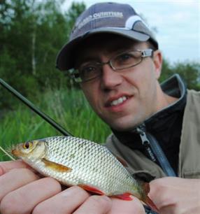 Vliegvissen - Droge vliegen voor natte ruisvoorns