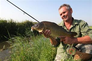 Vliegvissen - Op karper met de broodvlieg