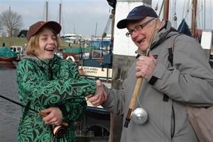 Vraag het aan Ed - Vliegvissen in jachthaventjes (video)