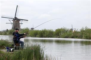 Witvissen - Game, set en match!