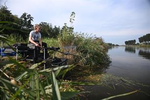 Wybe Litjens (U15), Geert van Alphen (U20) en Kirina Raterink (U25) winnen ONK Feedervissen Junioren